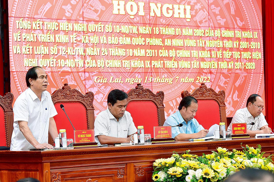 Chủ tịch UBND tỉnh Võ Ngọc Thành quán triệt một số nội dung thảo luận. Ảnh: Đức Thụy Chủ tịch Võ Ngọc Thành quán triệt một số nội dung thảo luận. Ảnh: Đức Thụy