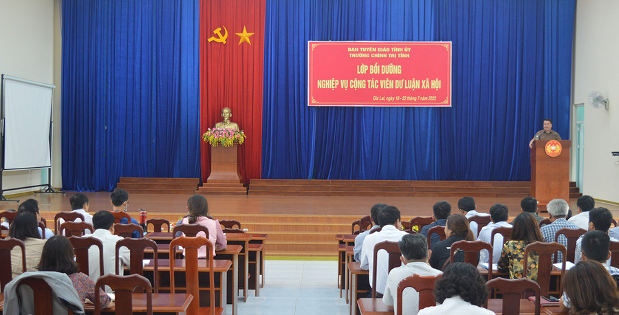 Quang cảnh lễ khai giảng. Ảnh: Anh Huy  Quang cảnh lễ khai giảng. Ảnh: Anh Huy