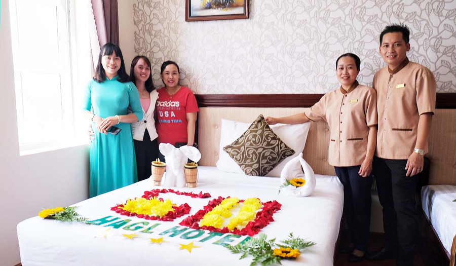 Hội thi nghiệp vụ du lịch là cơ hội để thực hành, trau dồi kỹ năng nghề, nâng cao chất lượng dịch vụ du lịch. Ảnh: Hoàng Ngọc Hội thi nghiệp vụ du lịch là cơ hội để thực hành, trau dồi kỹ năng nghề, nâng cao chất lượng dịch vụ du lịch. Ảnh: Hoàng Ngọc