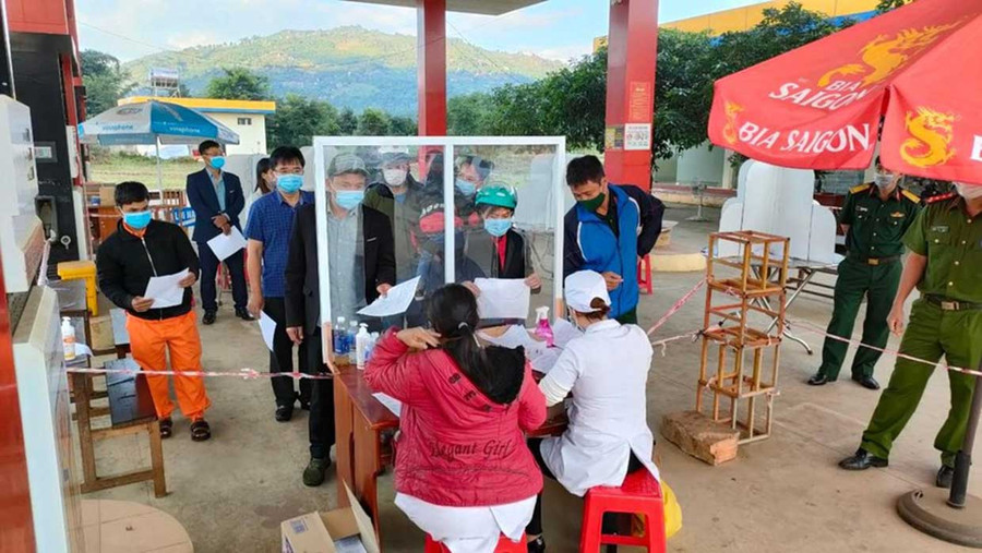  UBND tỉnh Kon Tum chỉ đạo giữ nguyên số tiền chênh lệch 5,3 tỉ đồng, không được sử dụng vào mục đích khác, chờ hướng dẫn từ cơ quan thẩm quyền. Ảnh nguồn PLO