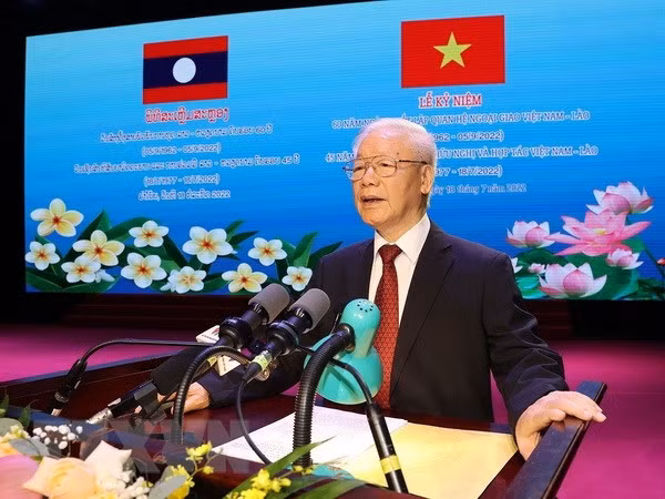 Tổng Bí thư Nguyễn Phú Trọng đọc Diễn văn tại Lễ kỷ niệm. (Ảnh: Trí Dũng/TTXVN) Tổng Bí thư Nguyễn Phú Trọng đọc Diễn văn tại Lễ kỷ niệm. (Ảnh: Trí Dũng/TTXVN)