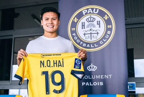 Quang Hải ra mắt Pau FC vào tối qua 29-5 (theo giờ Việt Nam). ẢNH: FBNV
