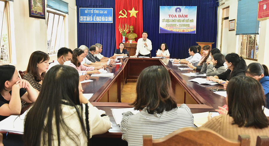  Quang cảnh buổi tọa đàm. Ảnh: Đinh Yến