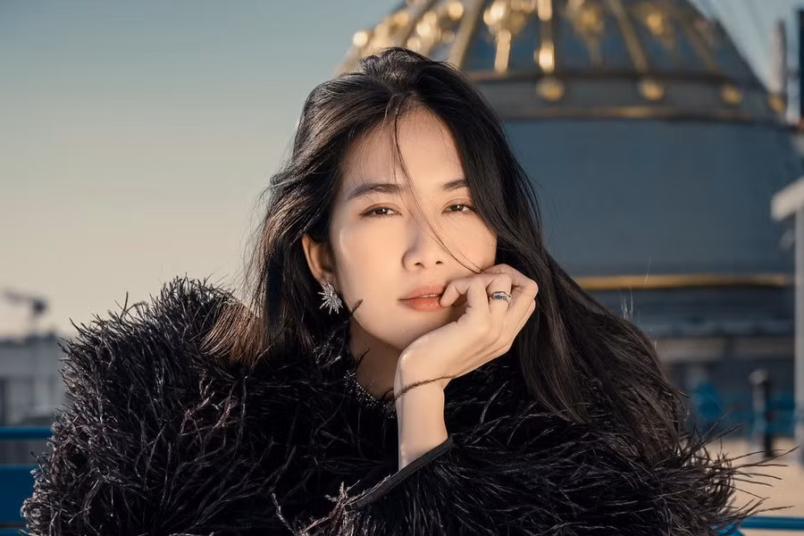 Phương Anh có khá nhiều kinh nghiệm đi du lịch ở nước ngoài. Ảnh: FBNV