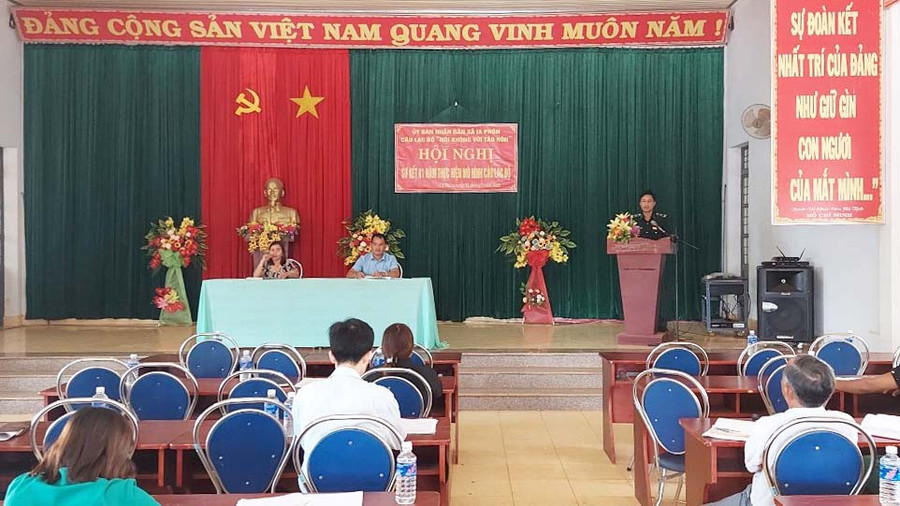 Quang cảnh hội nghị sơ kết. Ảnh: Bá Nhiên