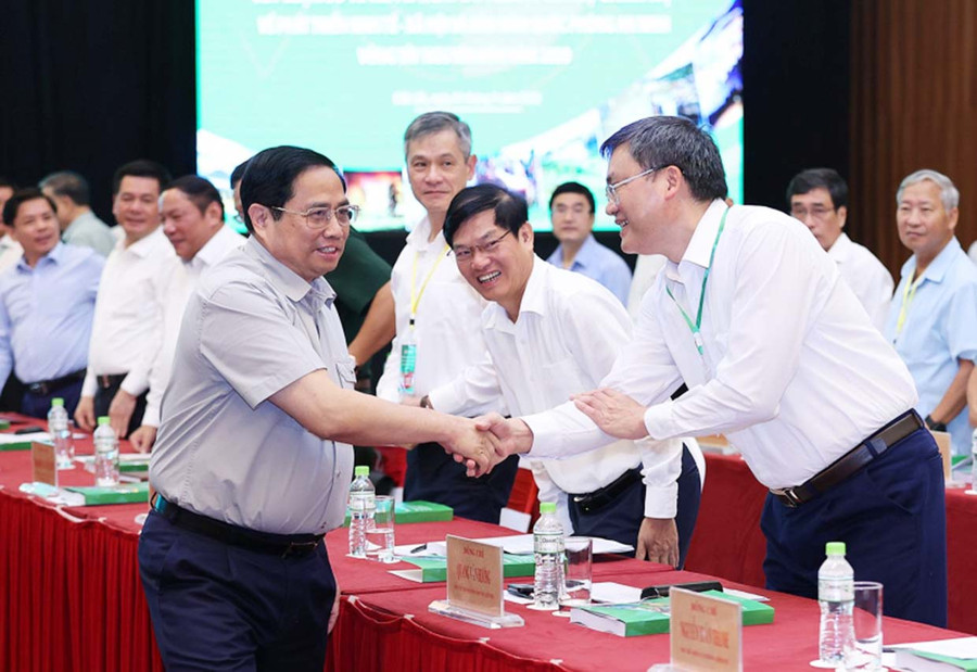 Thủ tướng Chính Phủ Phạm Minh Chính cùng các đại biểu tham dự Hội nghị-ảnh Văn Thành CAND.jpg