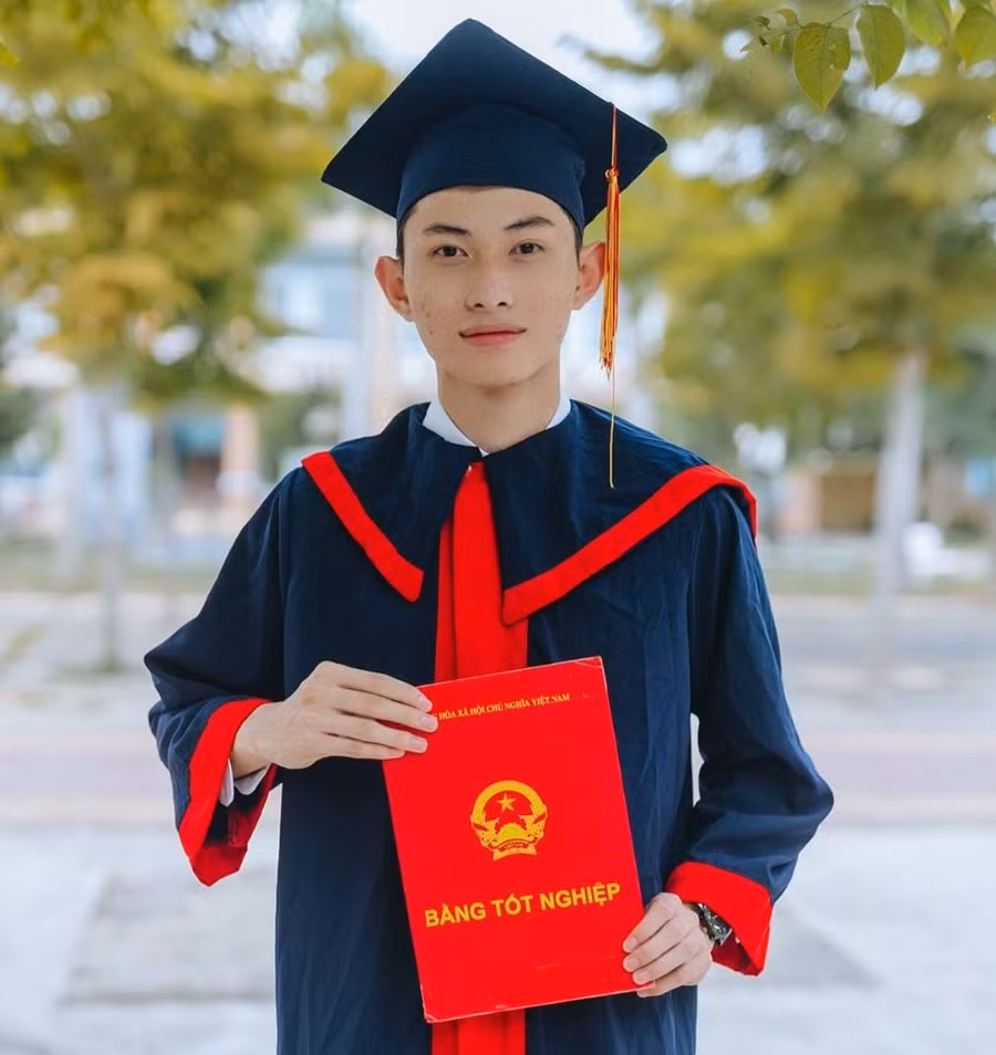 Thí sinh Nguyễn Gia Thành-thủ khoa khối B của tỉnh tại kỳ thi tốt nghiệp THPT năm 2022 (ảnh nhân vật cung cấp).