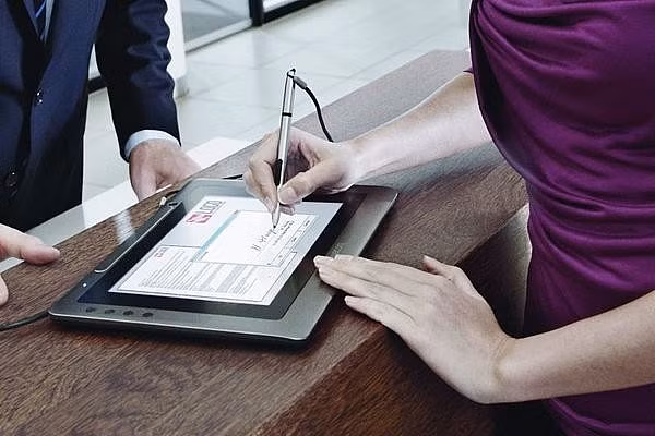 6 doanh nghiệp đã bị xử lý do có vi phạm trong cung cấp dịch vụ chứng thực chữ ký số công cộng. Ảnh: Minh họa