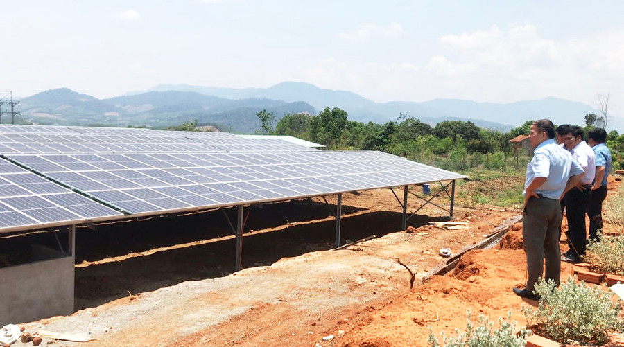  Do thiếu các thủ tục hồ sơ liên quan nên nhiều hệ thống ĐMTMN đã bị ngưng thanh toán tiền điện từ tháng 5-2022. Ảnh: Vũ Thảo