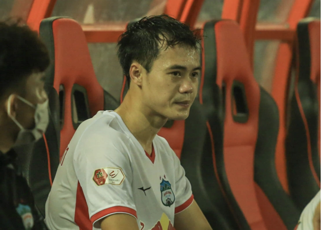 Văn Toàn có 8 mùa giải 