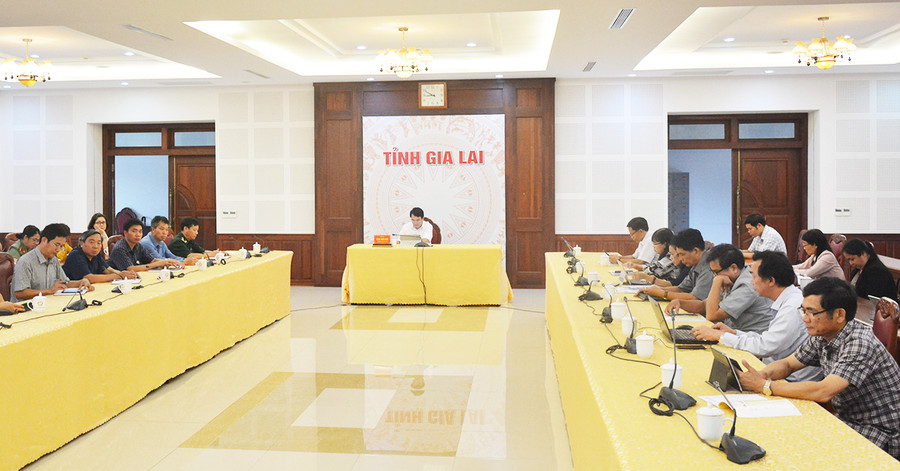  Quang cảnh hội nghị tại điểm cầu UBND tỉnh. Ảnh: Anh Huy