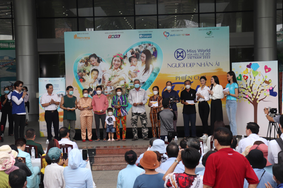 Những hoàn cảnh được giúp đỡ. Ảnh: S.V