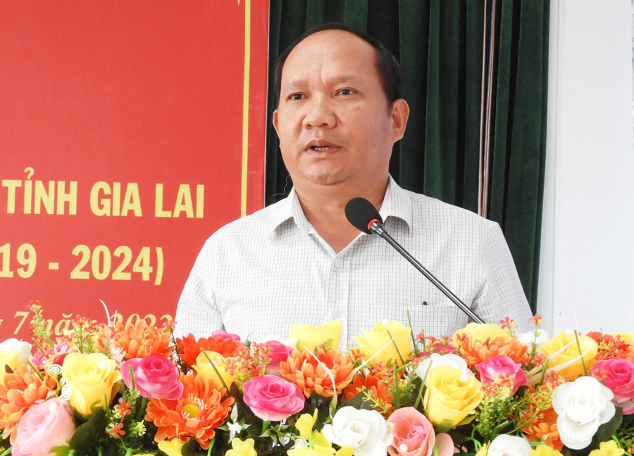 Phó Bí thư Tỉnh ủy Rah Lan Chung phát biểu chỉ đạo tại hội nghị. Ảnh: Thanh Nhật