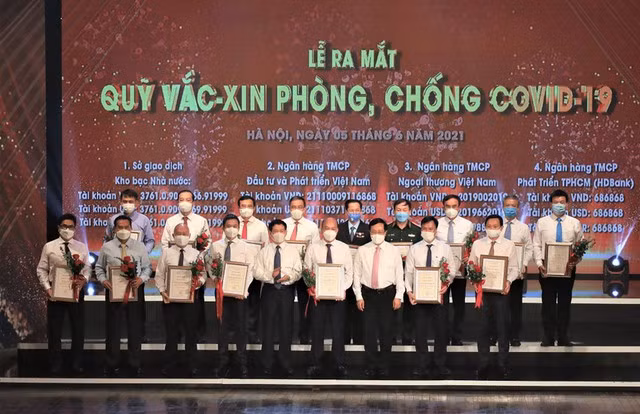 Nhiều doanh nghiệp tham gia đóng góp vào Quỹ Vaccine phòng COVID-19 và ủng hộ công tác phòng, chống dịch COVID-19