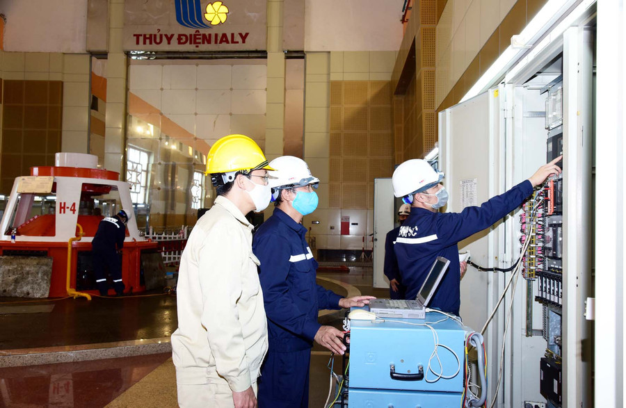 Công ty Thủy điện Ia Ly tạo môi trường làm việc an toàn nhất cho cán bộ, công nhân, người lao động. Ảnh: Đinh Yến