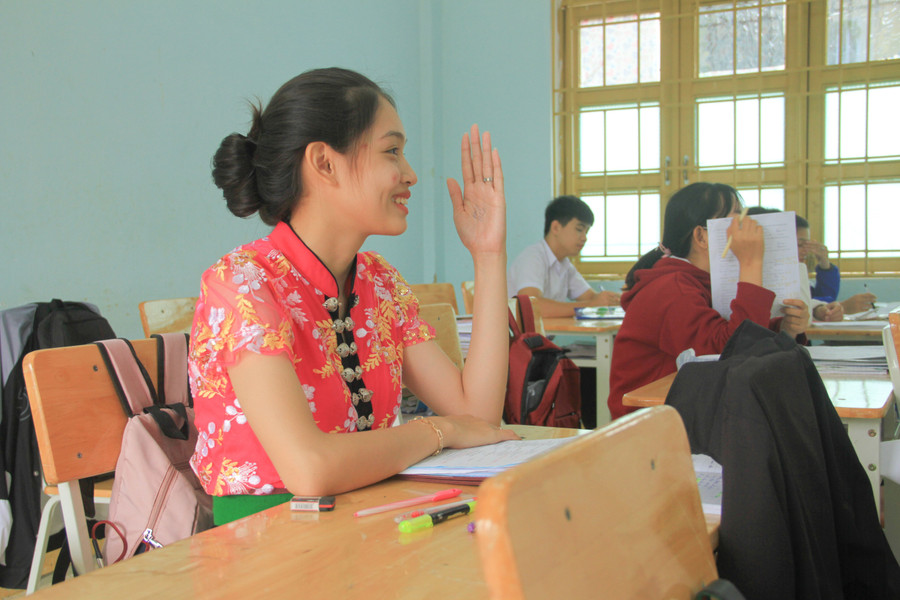 Em Nguyễn Trần Thanh Trúc trong lớp học. Ảnh: TL