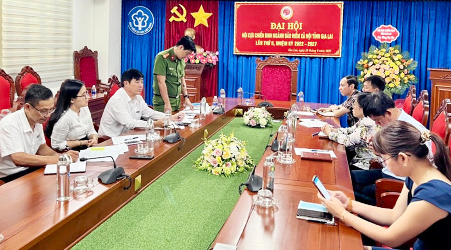  Trong tháng 6-2022, BHXH tỉnh cùng Công an tỉnh đã mời 16 đơn vị làm việc để làm rõ tình hình nợ đọng BHXH, bảo hiểm y tế, bảo hiểm thất nghiệp Ảnh: Như Nguyện