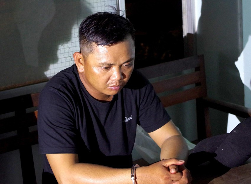 Nguyễn Việt Dũng đã móc nối với một số người khác trộm hàng chục tấn sắt của dự án cao tốc. Ảnh: CÔNG AN NINH THUẬN