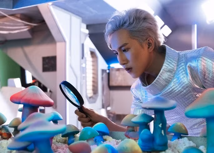 Ca sĩ VP Bá Vương trong MV “Em đang ở đâu?”. (Ảnh do nghệ sĩ cung cấp)