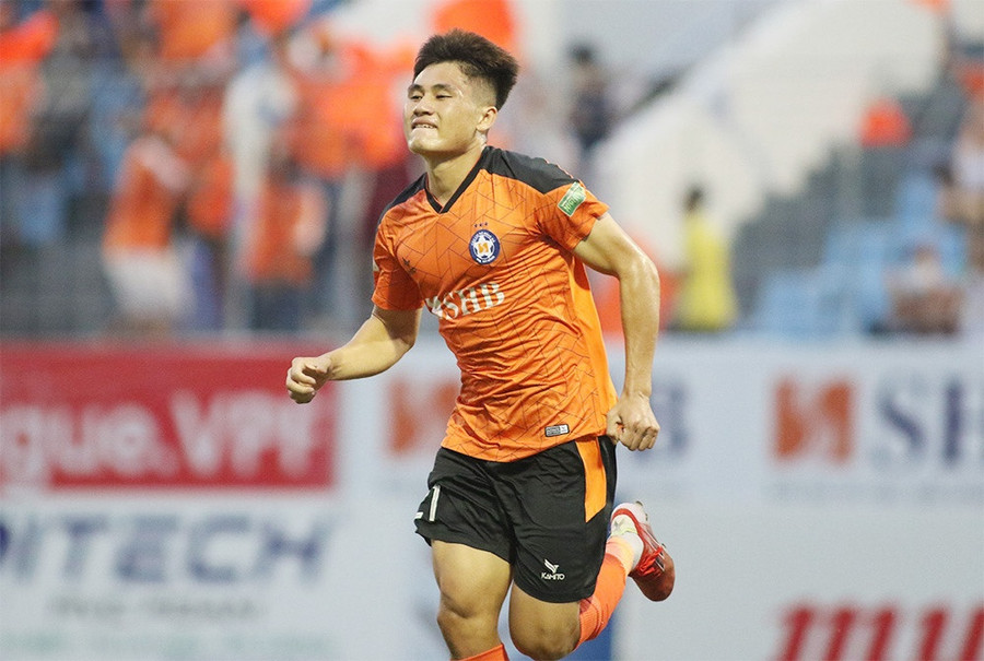 Tiền vệ Nguyễn Phi Hoàng của CLB Đà Nẵng