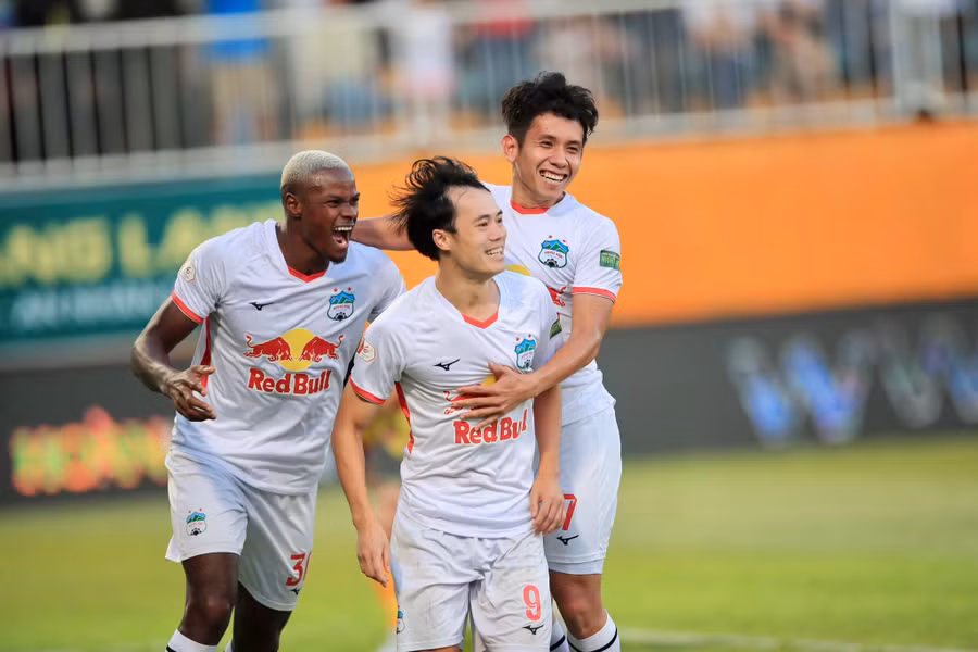 HAGL thăng hoa với 4 chiến thắng liên tiếp. Ảnh: Minh Trần