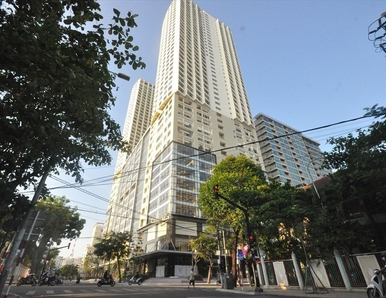 Dự án Khu phức hợp Thương mại-Dịch vụ-Y tế-Văn phòng-Khách sạn-Nhà ở chung cư Nha Trang Center 2 vốn là trụ sở Trường Chính trị Khánh Hòa. Ảnh nguồn LĐO Dự án Khu phức hợp Thương mại - Dịch vụ - Y tế - Văn phòng - Khách sạn - Nhà ở chung cư Nha Trang Center 2 vốn là trụ sở Trường Chính trị Khánh Hòa. Ảnh nguồn LĐO