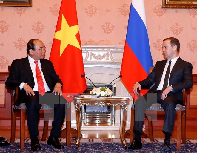 Thủ tướng Nguyễn Xuân Phúc hội đàm với Thủ tướng Nga D. Medvedev.