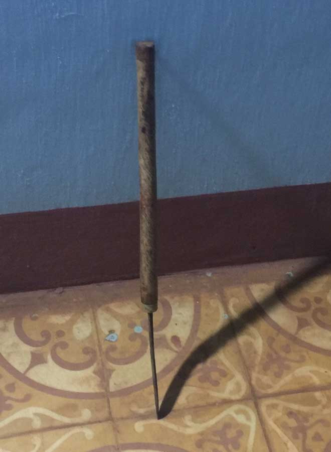 Hung khí gây án đã được cơ quan điều tra thu giữ. Ảnh: Nguyễn Nhật