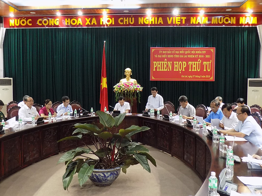 Ủy ban Bầu cử tỉnh Gia Lai họp chuẩn bị cho việc công bố danh sách những người trúng cử đại biểu HĐND tỉnh 