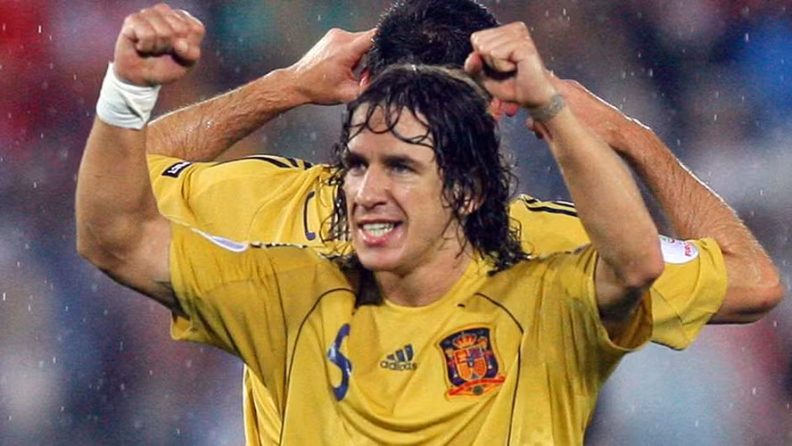 Mới đây, Puyol bầu chọn đội hình xuất sắc nhất châu Âu. Theo đó, Tây Ban Nha áp đảo với 5 suất. Sau đây là những cái tên góp mặt trong đội hình của hậu vệ lừng danh này.
