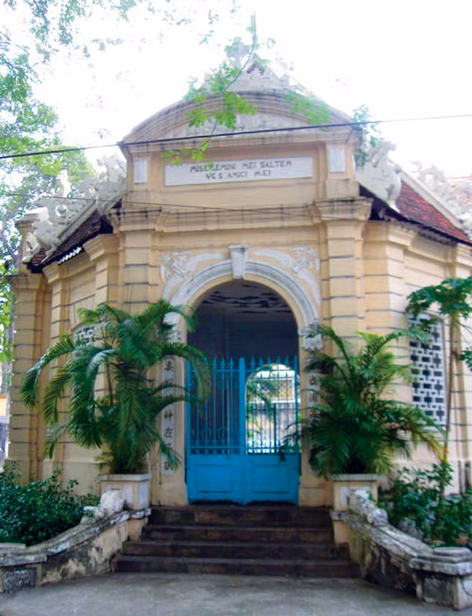 Nhà mồ của học giả Trương Vĩnh Ký. Ảnh: L.N