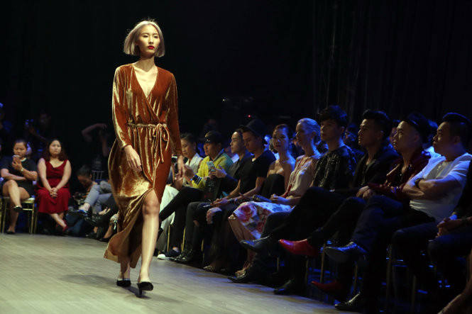 Các mẫu thiết kế của nhà thiết kế Li Lam