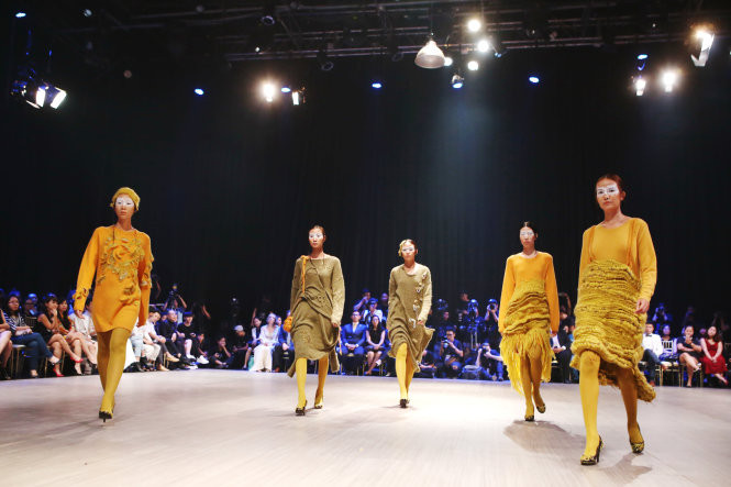  Các mẫu thiết kế của nhà thiết kế Trần Thị Thanh Nga