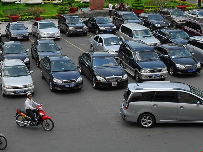 Sắp tới sẽ đẩy mạnh khoán chi phí sử dụng xe công ở các bộ, ngành, địa phương thay vì mua sắm. Sắp tới sẽ đẩy mạnh khoán chi phí sử dụng xe công ở các bộ, ngành, địa phương thay vì mua sắm.