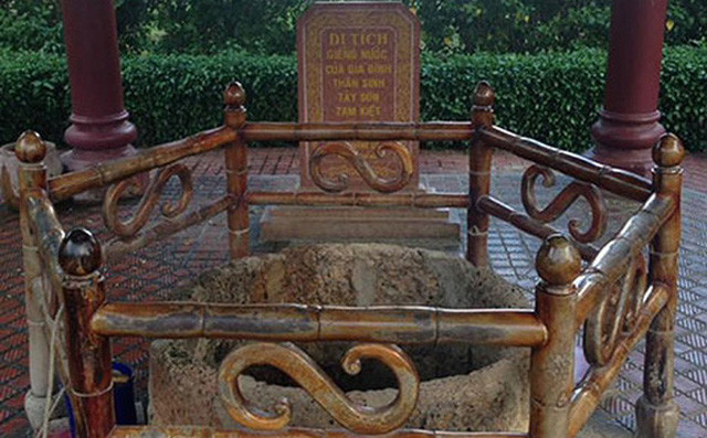 Giếng nước ở Bảo tàng Quang Trung. Giếng nước ở Bảo tàng Quang Trung.