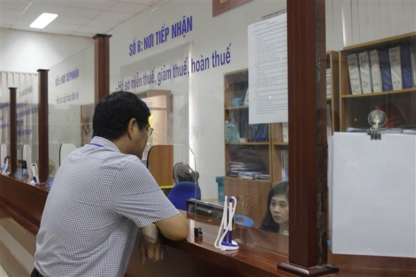 Hồ sơ miễn thuế sẽ bao gồm công hàm của cơ quan đại diện tổ chức quốc tế thuộc hệ thống Liên hợp quốc tại Việt Nam kèm theo danh sách nhân viên Việt Nam được miễn thuế TNCN.