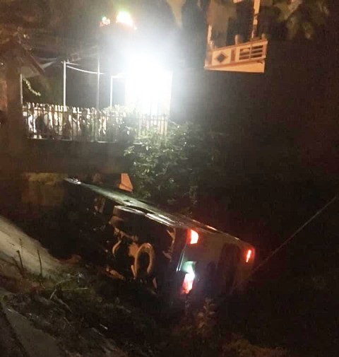 Hiện trường vụ tai nạn.  Hiện trường vụ tai nạn.