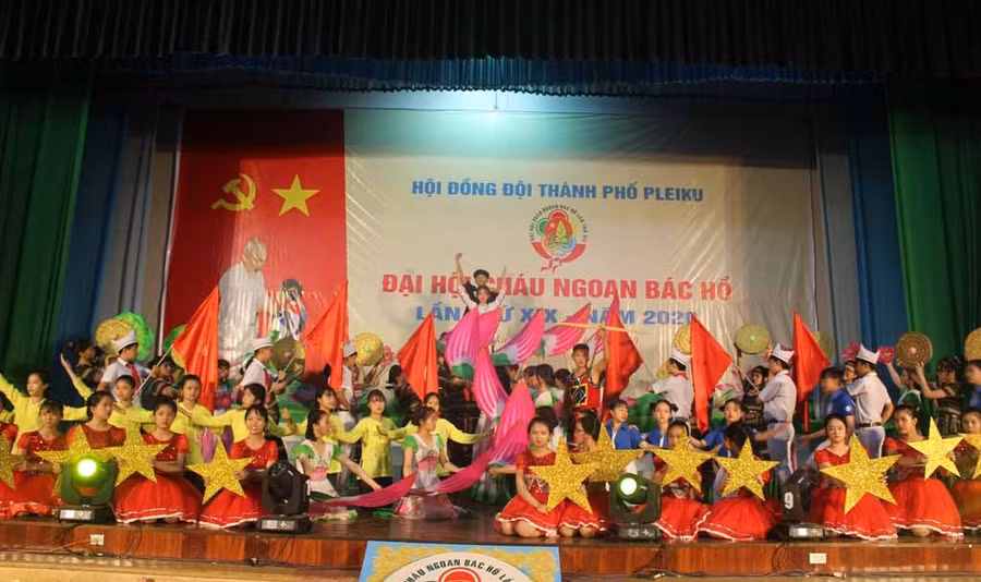 Tiết mục văn nghệ chào mừng Đại hội Cháu ngoan Bác Hồ lần thứ 19. Ảnh: Phan Lài