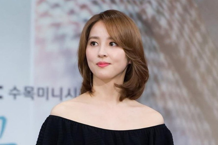 Nữ diễn viên Han Hye Jin. Ảnh: Knet