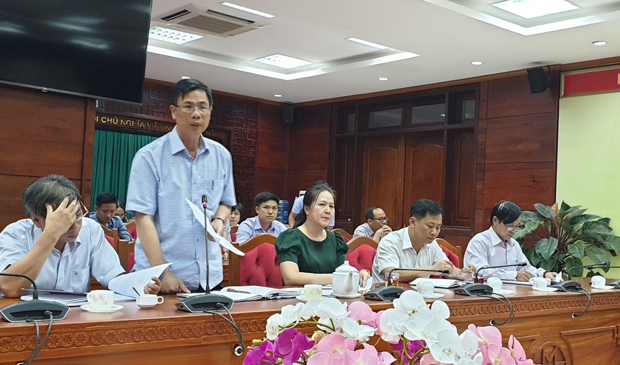 Ông Đinh Xuân Hà - Giám đốc Sở KHĐT thông tin tại buổi họp báo. Ảnh: Hữu Long