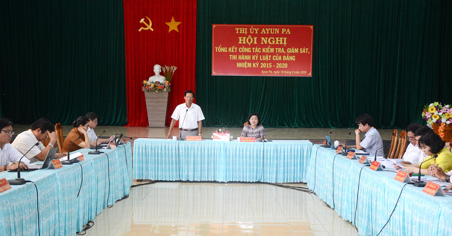 Quang cảnh hội nghị. Ảnh: Đ.P  Quang cảnh hội nghị. Ảnh: Đ.P