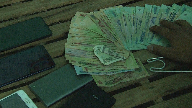  Một số tang vật vụ án.