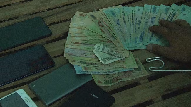  Một số tang vật vụ án.