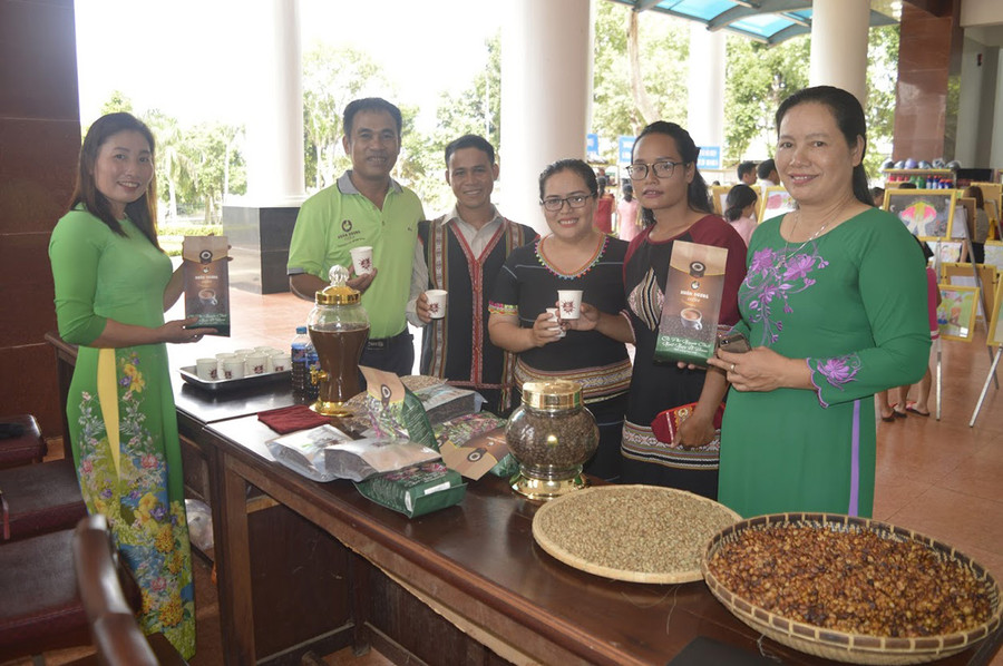  Cà phê Xuân Dương được chứng nhận sản phẩm OCOP 3 sao cấp tỉnh. Ảnh: A.H