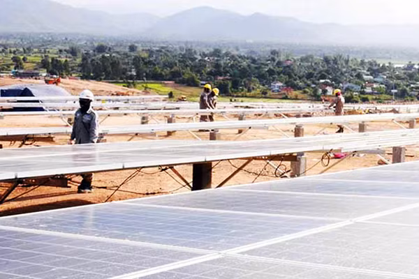 Hiện trên địa bàn huyện Chư Pưh có 23 dự án năng lượng tái tạo đã được các doanh nghiệp phối hợp với UBND huyện tiến hành khảo sát. Ảnh: N.S