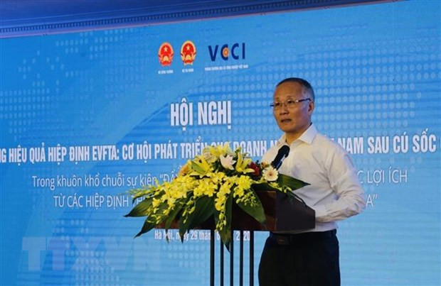 Thứ trưởng Bộ Công Thương Trần Quốc Khánh phát biểu tại hội nghị. (Ảnh: Trần Việt/TTXVN)  Thứ trưởng Bộ Công Thương Trần Quốc Khánh phát biểu tại hội nghị. (Ảnh: Trần Việt/TTXVN)