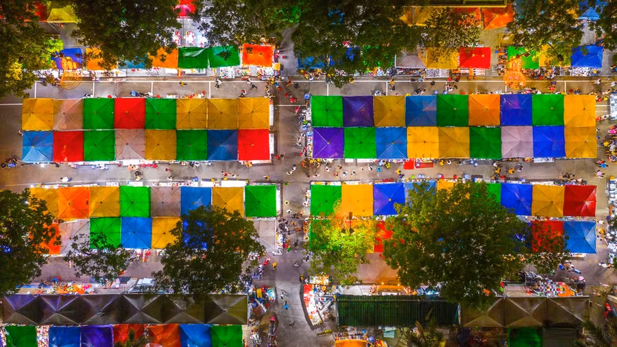 Chợ đêm Quy Nhơn đầy màu sắc