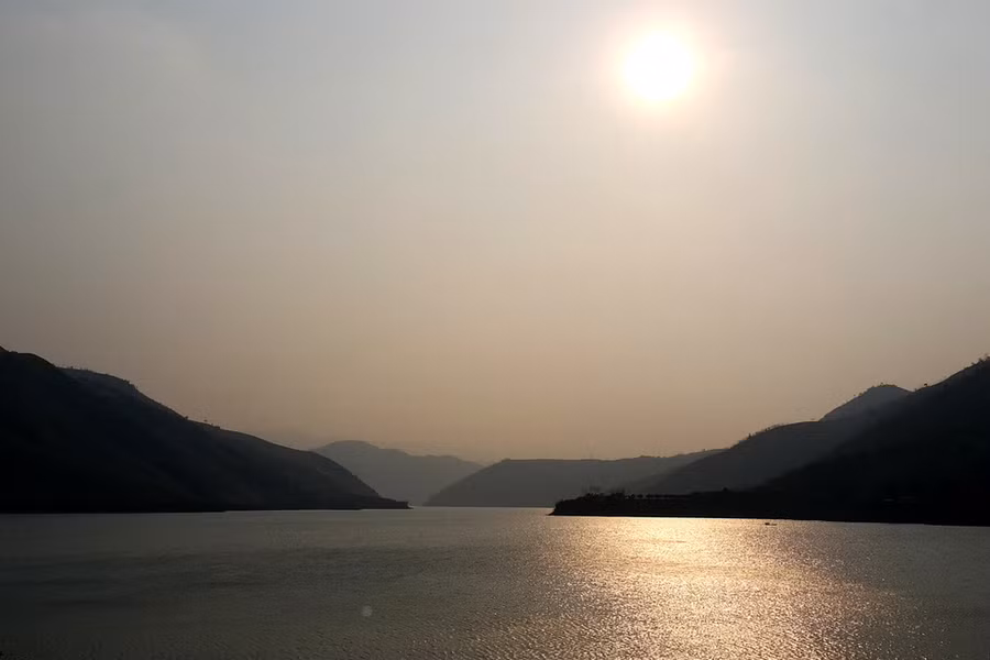 Chiều rơi trên sông Đà - Ảnh: GIA TIẾN