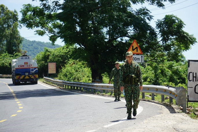 Các tổ tuần tra công khai tạm thời rút khỏi Hải Vân, lực lượng trinh sát chìm tiếp tục hoạt động Các tổ tuần tra công khai tạm thời rút khỏi Hải Vân, lực lượng trinh sát chìm tiếp tục hoạt động