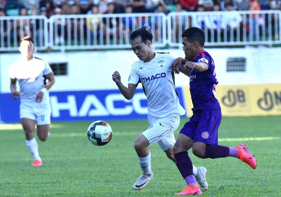 Hai đội đã phải chia điểm đầy tiếc nuối. Ảnh: Văn Ngọc 